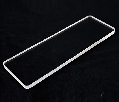 แผ่นกระจกควอตซ์ ทนทานต่ออุณหภูมิสูง ทนทานต่อการส่งผ่านแสงสูง ขนาดที่กำหนดเอง โปร่งใส 0